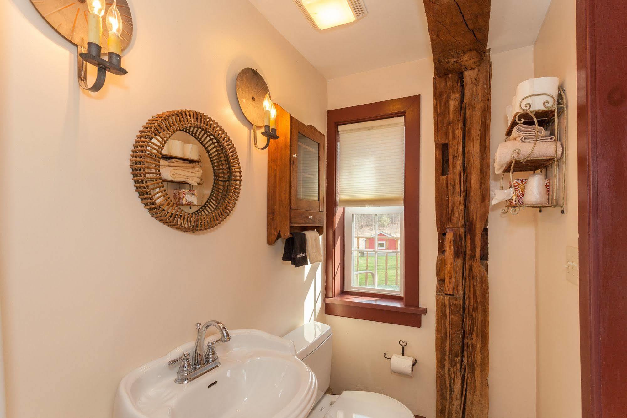 Inn At Buck Hollow Farm Fairfax Ngoại thất bức ảnh