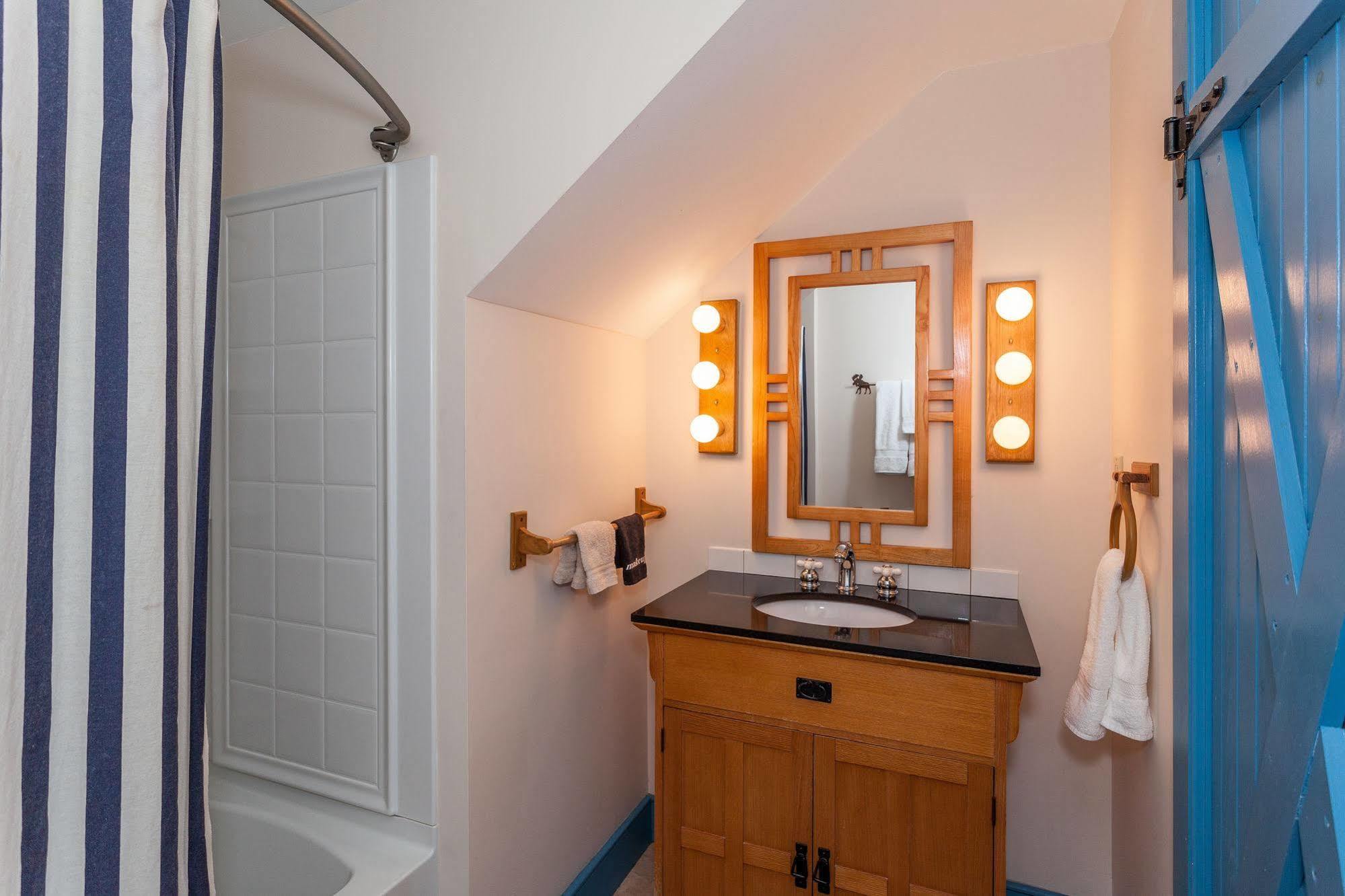 Inn At Buck Hollow Farm Fairfax Ngoại thất bức ảnh
